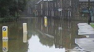 Flooding in Doncaster Road, Darfield, Barnsley in 2007