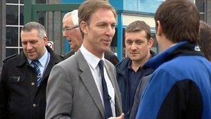 Shadow defence secretary Jim Murphy chatting to BAE workers