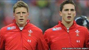 Rhys Priestland a George North