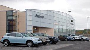 Infiniti dealership in Stockport