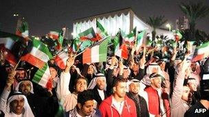 Opposition supporters protest in Kuwait City (28 November 2011)