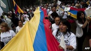 Colombians march against the Farc in Bogota. Photo: 6 December 2011