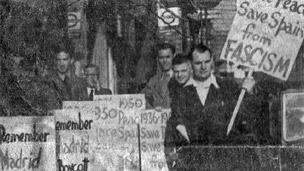 Morgan Havard (far right) protesting against the Spanish fascist government