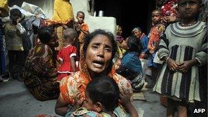 Grieving relative near Diamond Harbour hospital, 15 Dec