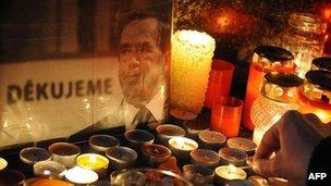 Candles lit in tribute to Vaclav Havel in Prague. 18 Dec 2011