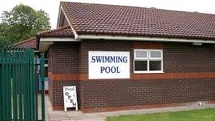Wragby swimming pool
