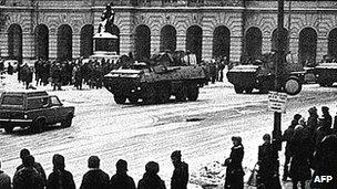 Martial law scene in Warsaw, 15 Dec 81