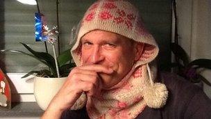 Photo of man in woolly hat