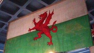 Scott's Welsh flag