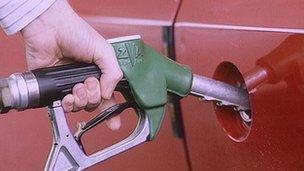 Petrol nozzle