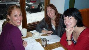 Mia, Emma and Sara in Saturnus Cafe