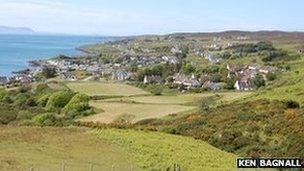 An Strath, Geàrrloch - Dealbh le Ken Bagnall/ Geograph