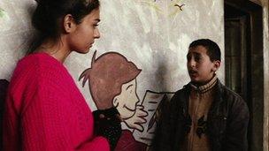 Nel talking to Usmaan