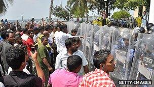 Food price demonstrations in Male