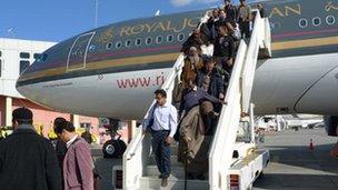 Flight arriving in Amman, Jordan, from Libya