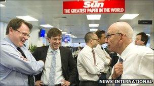 Rupert Murdoch in the Sun newsroom