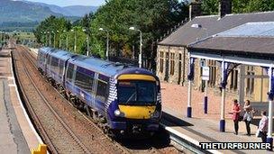 Kingussie station - pic by TheTurfBurner/ Geograph