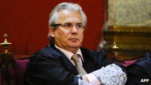 Spanish judge Baltasar Garzon in court on 24 January 2012