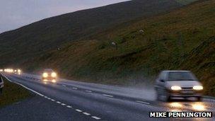 Cars on A970 near Lerwick - pic by Mike Pennington/ Geograph