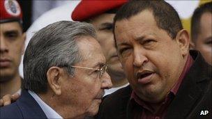 Hugo Chavez and Cuban President Raul Castro, 5 February 2012