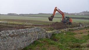 Work at the Colin Best Nature Reserve in Guernsey