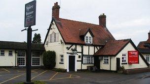 Hollybush Inn, Staffordshire