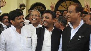 Akhilesh Yadav with senior party leaders