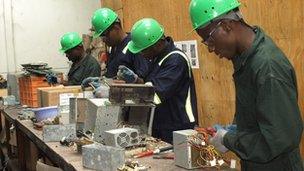 Kenyans recycling old computers