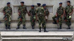 Sri Lankan soldiers (March 2012)