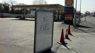 Shell Eastham on the Wirral with "no fuel" sign on Wednesday