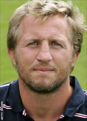 Widnes Vikings head coach Denis Betts