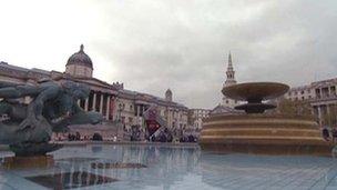 Water fountain in Trafalgar Square turned off