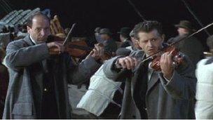 Musicians in 1997 Titanic film