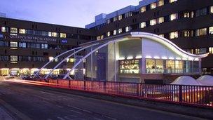 Queen's Medical Centre