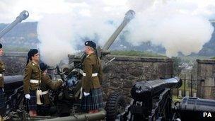 Gun salute at Stirling Castle on 21 April 2012