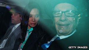 (left to right) Lachlan Murdoch, Wendi Deng, Rupert Murdoch