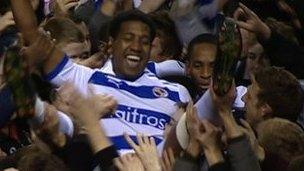 Reading celebrate promotion to the Premier League