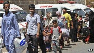 Residents fleeing Lyari