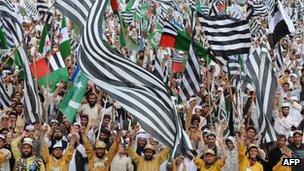 Crowds of protesters in Quetta