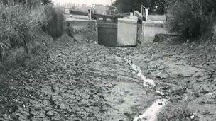 Foxton Lock without water in 1976