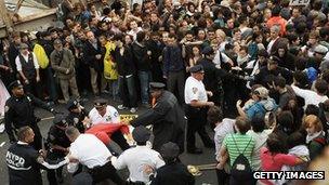 Occupy Wall Street protesters trying to cross Brooklyn Bridge