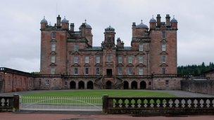 Drumlanrig Castle