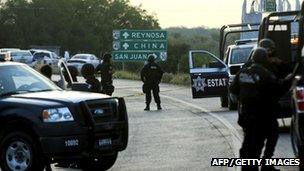 Mexican police officers