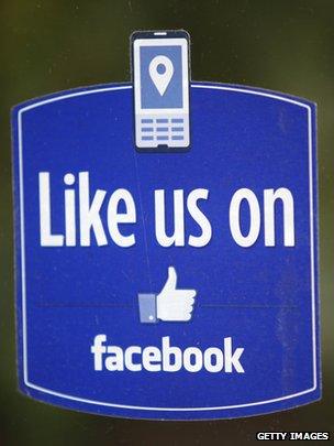 Facebook 'like' button logo