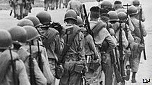 Brazilian troops march to Rio de Janeiro in 1964