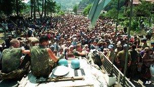 UN troops with refugees near Srebrenica in 1995