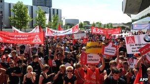 Crowds of protesters in Germany, 11 May 2012