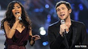 Phillip Phillips and Jessica Sanchez