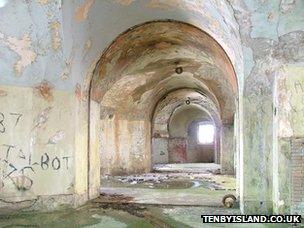 Inside the gun rooms at St Catherine's Fort