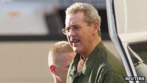 Allen Stanford arrives at court in Houston 14 June 2012